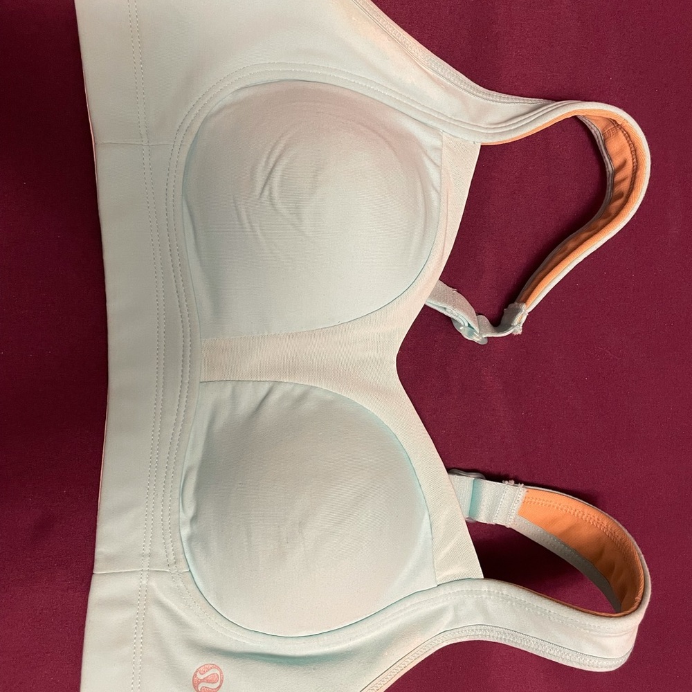 Lululemon teal sports bra size 32C